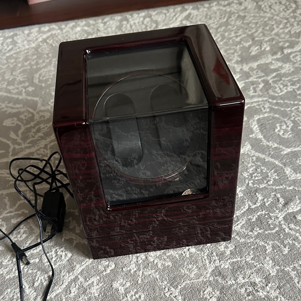 Elegant Dark Wood Watch Winder